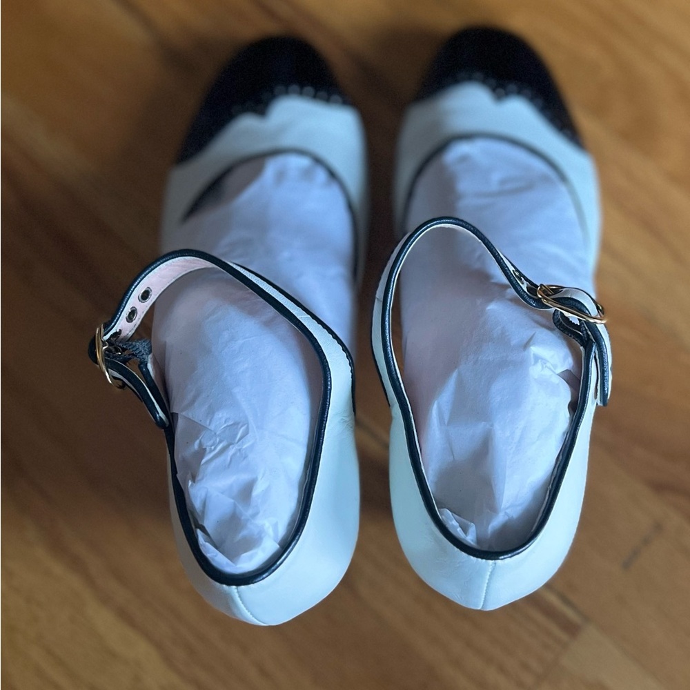 Anyi Lu Shirley Pumps, Size 40 - Picture 5 of 8